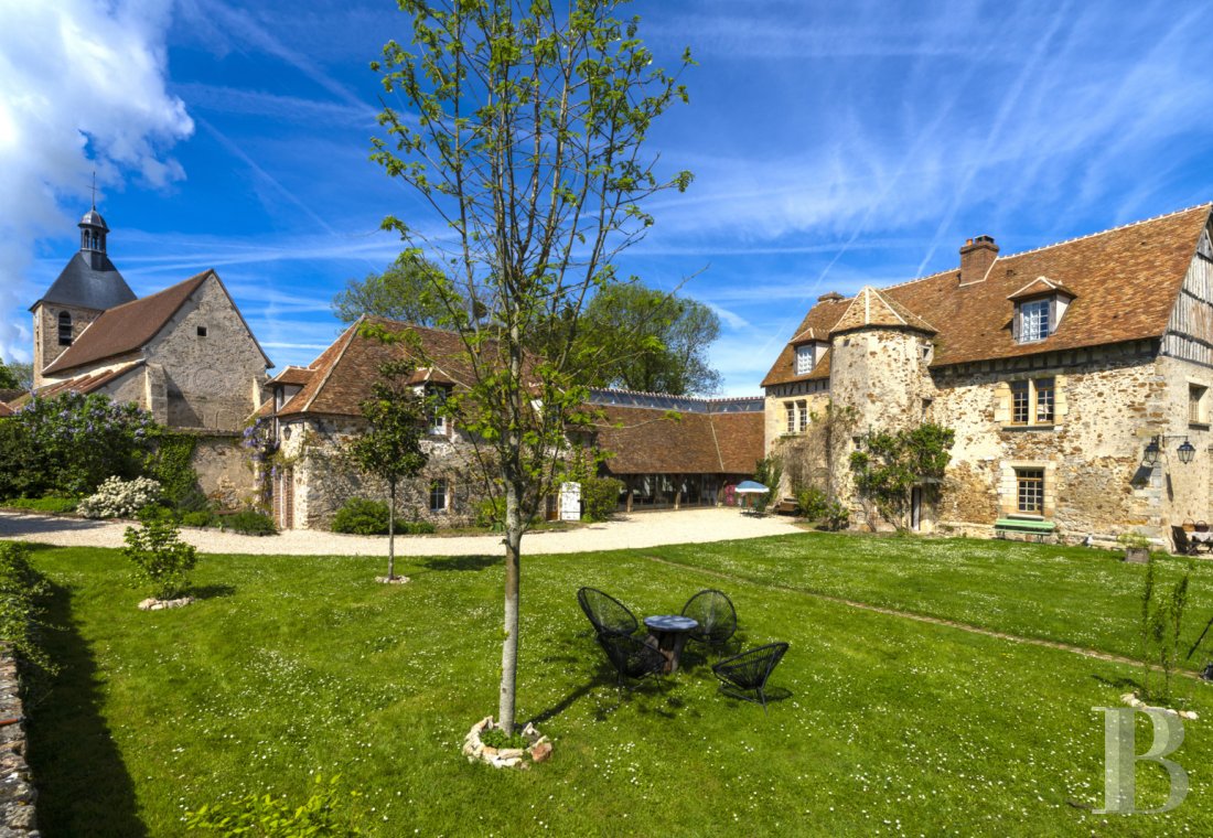 A 17th-century priory on the banks of the Seine, not far from Provins, in the Aube department - photo  n°5